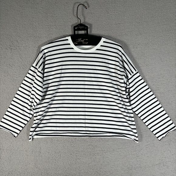 Uniqlo Tops - Uniqlo Women’s Size S Long Sleeve Stripe Top Black White‎ Light Weight Blouse
